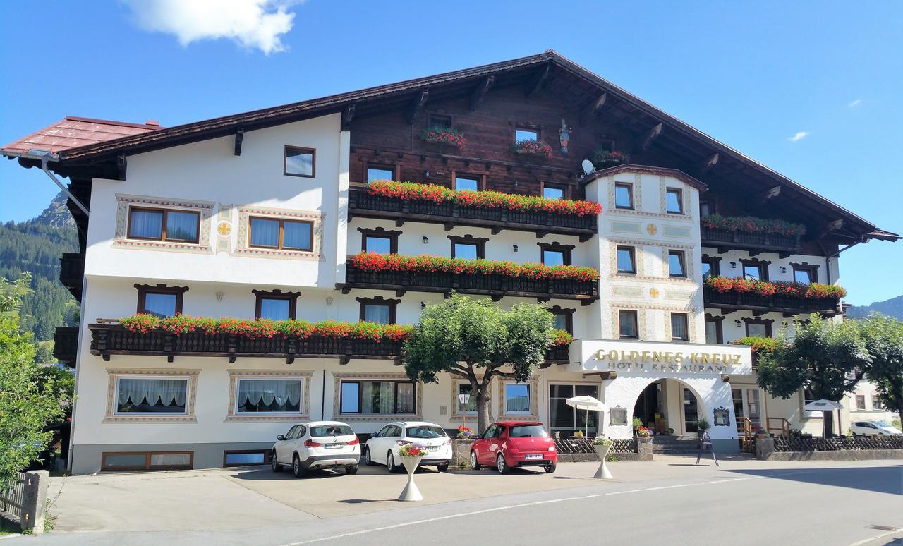 Hotel Goldenes Kreuz Tannheim Exterior foto